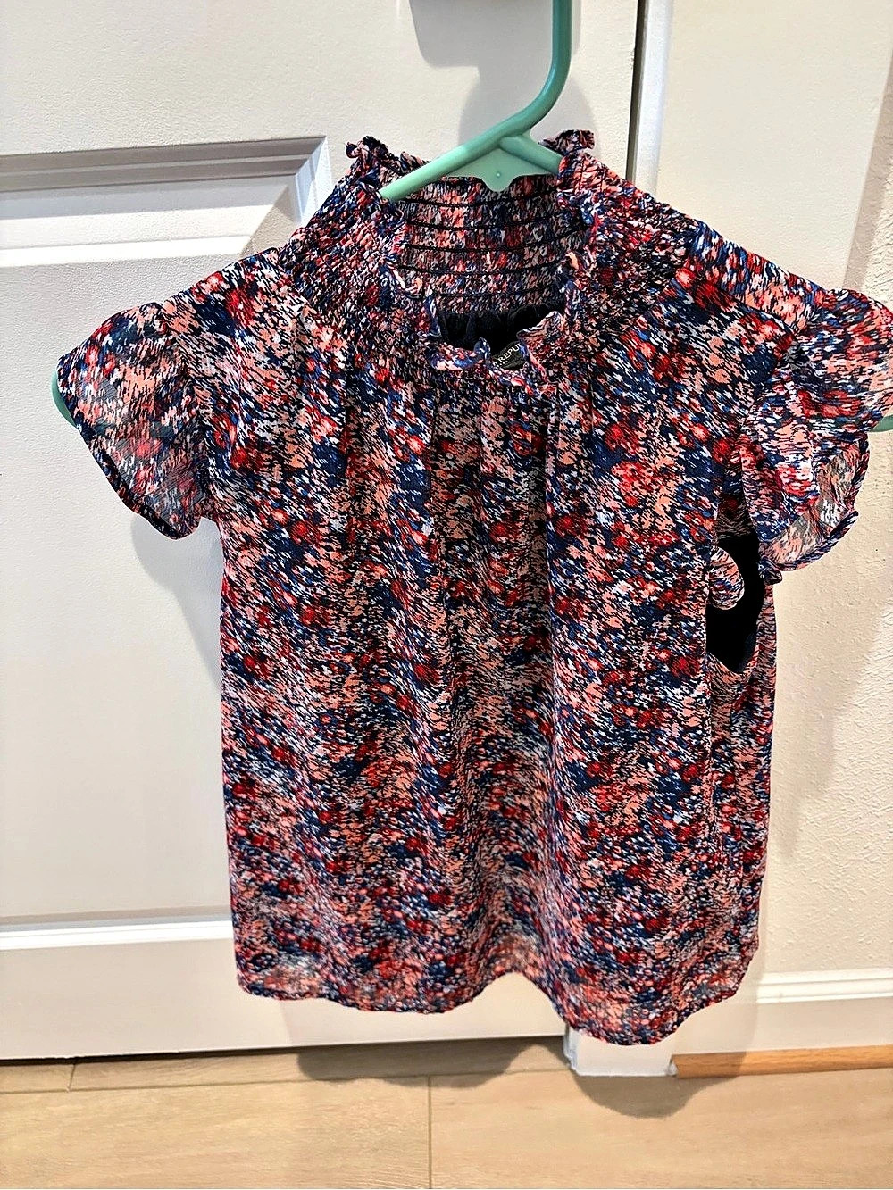 Banana Republic Abstract Print Short Sleeve Blouse in Blue & Red XS
